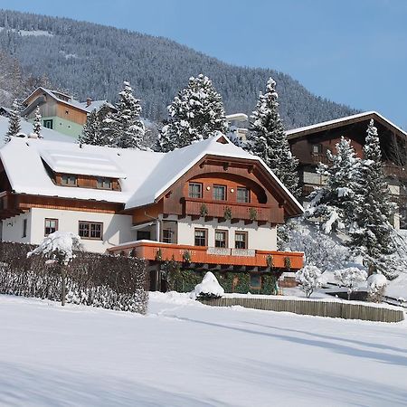 Haralds Ferienwohnungen Bad Kleinkirchheim Bilik gambar